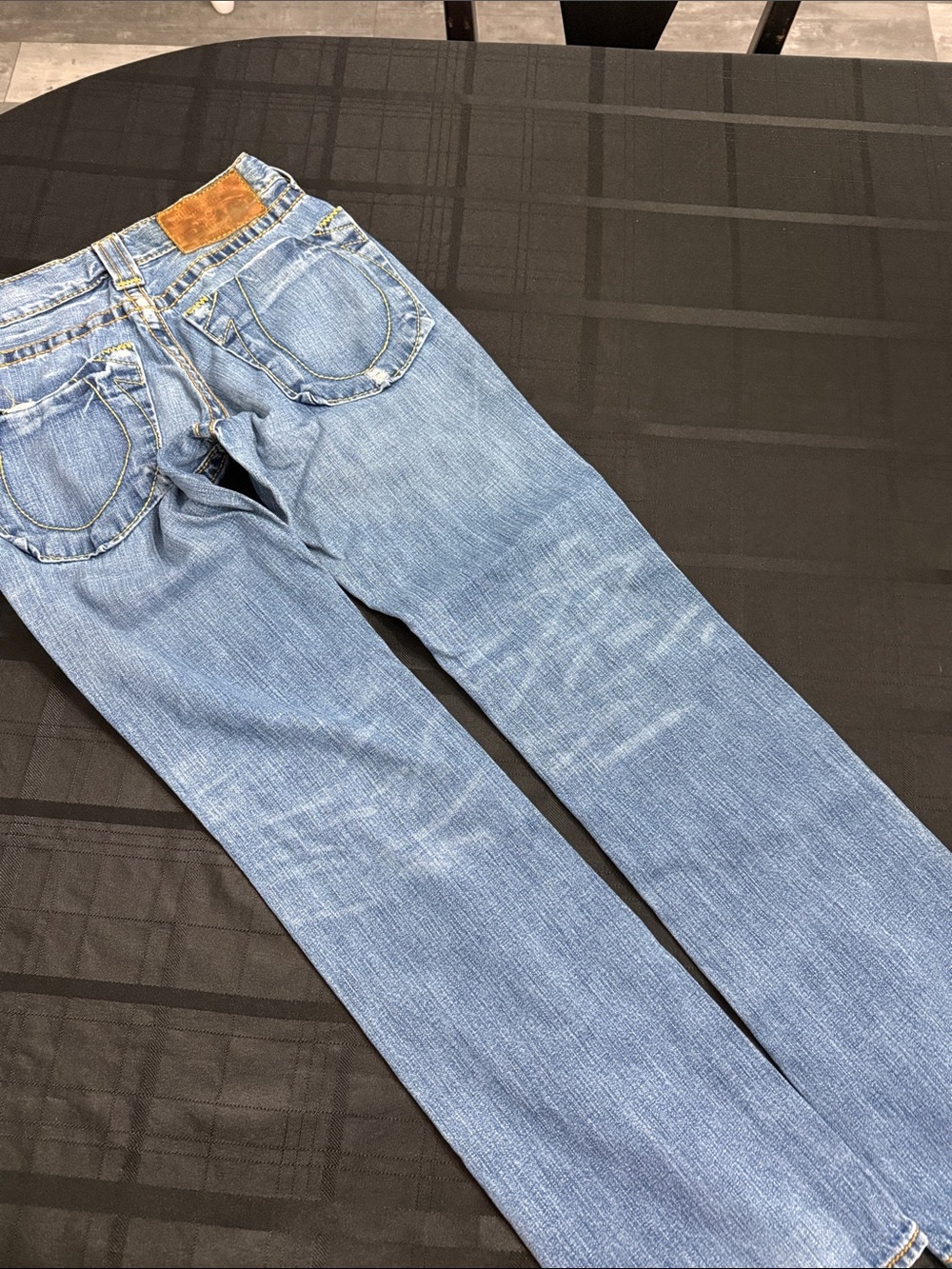 True Religion Men Jeans Straight Light Blue Distressed - Picture 4 of 5